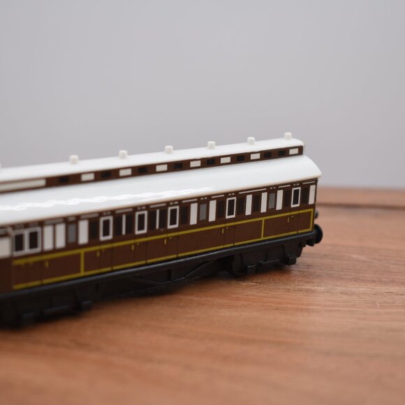 Old Slow Coach ERTL Thomas The Tank Engine & Friends Train Engine 2001 Vintage - Picture 4 of 8